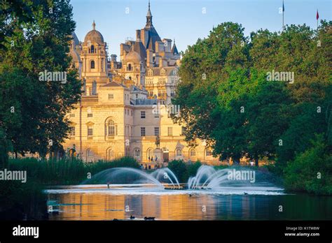 St James park London, the fountain in St James's Park Lake, London ...