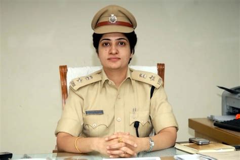 After Kiran Bedi, these 9 female IPS officers are making India proud ...