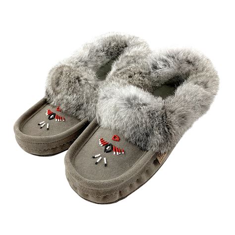 Men's Rabbit Fur Thunderbird Beaded Fleece Lined Moccasin Slippers ...