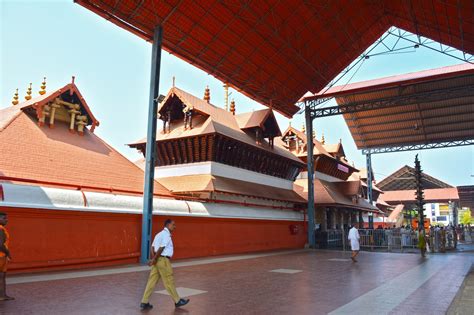 Guruvayur Temple - Kerala - India | Travel life journeys