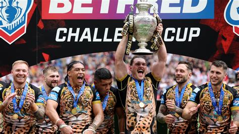 Challenge Cup final: Lachlan Lam drop goal seals dramatic 17-16 win for ...