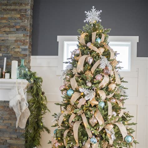 How to Decorate a Rustic Glam Farmhouse Christmas Tree