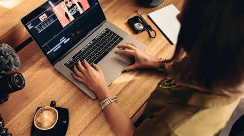 7 Best laptops for video editing [2020] — Creatorbeat