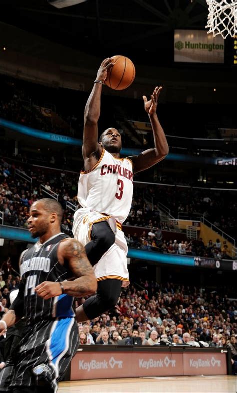 Cavaliers vs. Magic – February 8, 2013 Photo Gallery | NBA.com