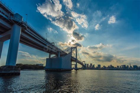 Skyscrape, Rainbow Bridge Tokyo in Sunset Stock Image - Image of suspension, panorama: 133622095