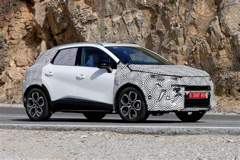 Renault Captur 2024, ecco il nuovo facelift [Foto Spia] - News ...