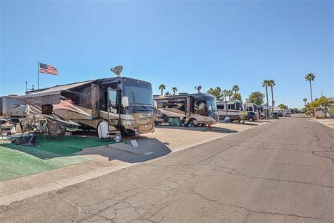 Paradise RV Resort - Go Camping In Arizona