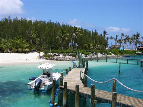 Blue Lagoon Island Bahamas - Paradise Island Beach Club