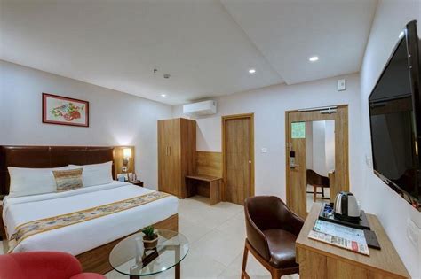 The Beacon Hotel, Vadodara Rooms: Pictures & Reviews - Tripadvisor