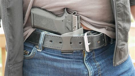 Choosing the Best Concealed Carry Belt for You