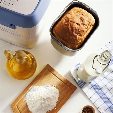 How to Use a Bread Maker - Bread Machine Tips for Beginners