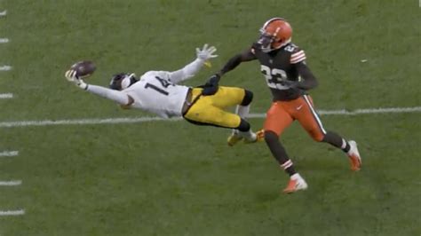 Steelers' George Pickens makes catch of the year