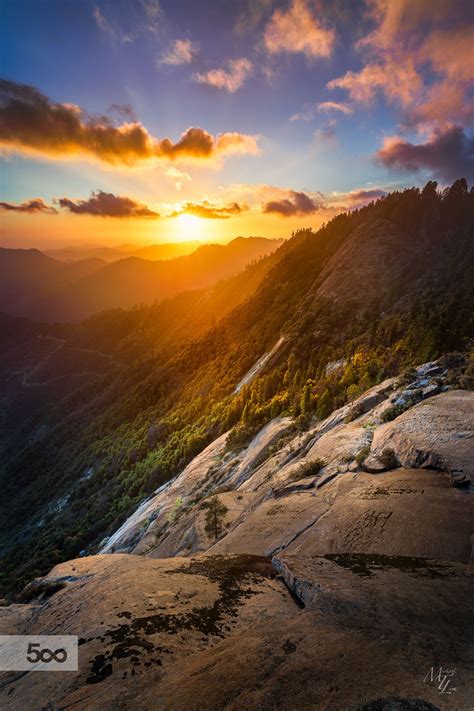 Moro Rock by Michael T. Lim on 500px ) | Sunset & Sunrise | Moro rock, Sequoia national park ...