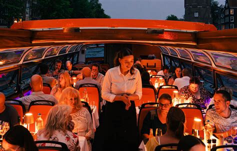 Lunch and Dinner cruises in Amsterdam - Canals of Amsterdam