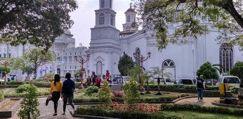 Tempat Wisata yang Wajib Kalian Kunjungi Saat di Jawa Tengah - Biserje.com