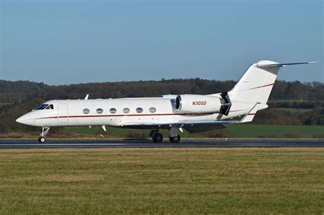 Gulfstream IV - Price, Specs, Photo Gallery, History - Aero Corner