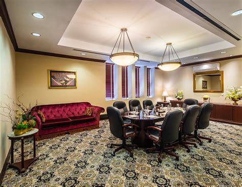 Hotel amenities & Conference Rooms | The Avenue Plaza