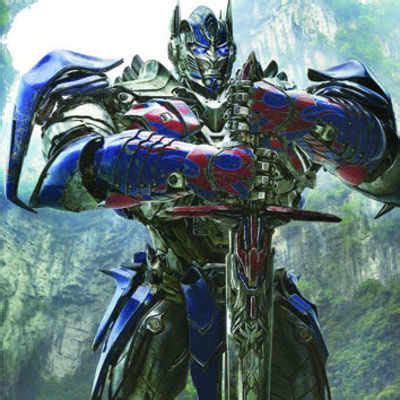 Optimus Prime fights three villains in Transformers: Age of Extinction | English Movie News ...