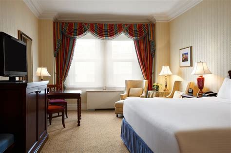 Fairmont Gold Room http://www.fairmont.com/laurier-ottawa ...