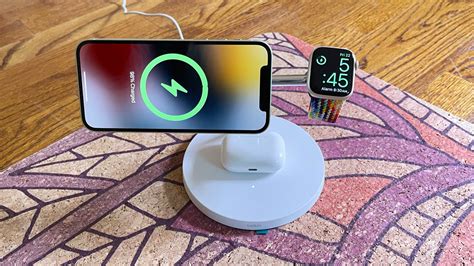 Belkin Boost Charge Pro 3-in-1 Wireless Charger Review - MacRumors