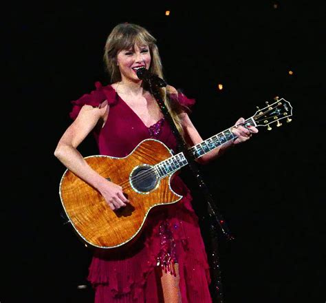 Taylor Swift Will Play Some Surprise Songs Multiple Times on Tour | Us Weekly