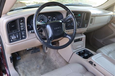 2002 GMC Sierra 2500HD Base | Victory Motors of Colorado