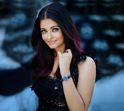 Aishwarya Rai Bachchan Wallpapers - Wallpaper Cave