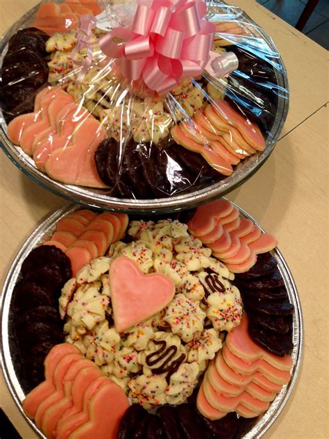 Cookie trays made to order, choose from our selection of over 20 types of handmade cookies baked ...