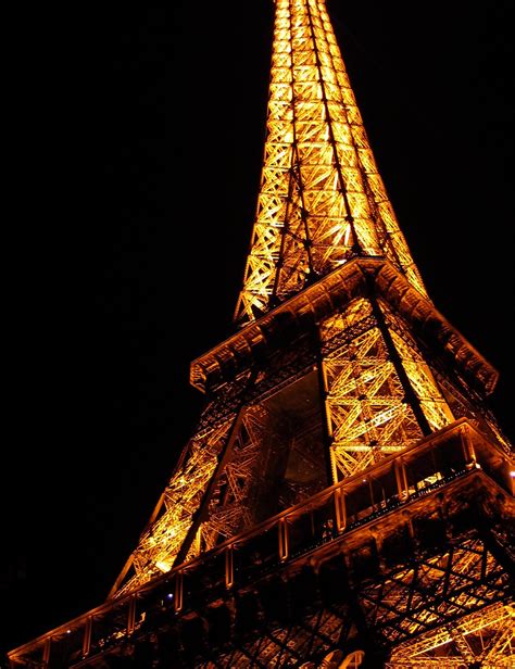 la Tour, with spotlights | Eiffel Tower by night Paris Franc… | Flickr