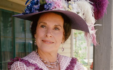 Addio a Katherine MacGregor, la Harriet Oleson de "La casa nella prateria"