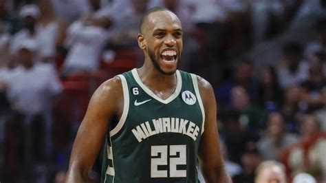 Khris Middleton Stats, Salary, Net worth, Age, Height, Girlfriend ...