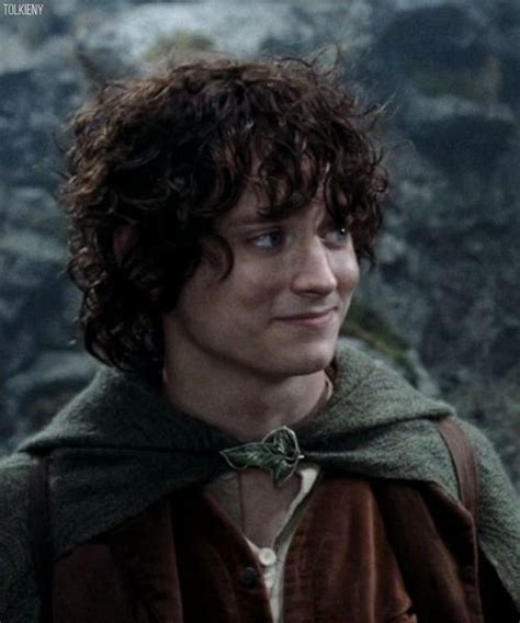 I love to see Frodo smile... Frodo Bolsón, Frodo Baggins, Legolas, Aragorn Lotr, Elijah Wood ...