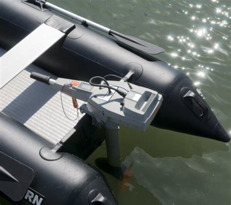 Which Dinghy Outboard Motor is Right For You? - ALL AT SEA