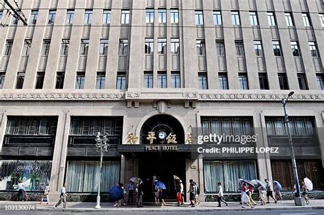 Shanghai Peace Hotel Photos and Premium High Res Pictures - Getty Images