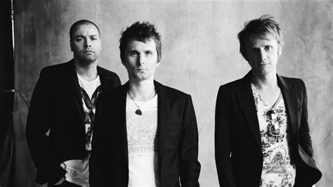 Muse, Drones: le atmosfere apocalittiche del nuovo album - ArtsLife | ArtsLife