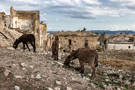 Craco – Medieval Ghost Town in Italy - Abandoned Spaces