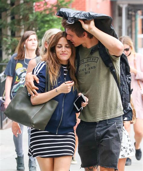 Riley Keough and Her Husband - Out for a Stroll in New York City 6/23 ...