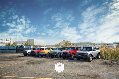 All 2022 Ford Bronco Raptor Colors Captured Together For First Time