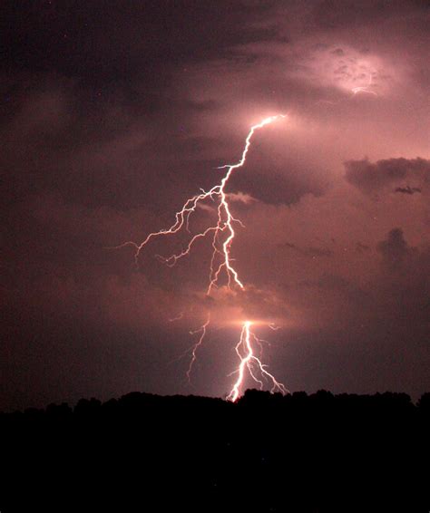 File:Staccoto Lightning.jpg - Wikimedia Commons