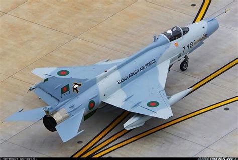 Chengdu (AVIC) J-7 / F-7: Photos, History, Specification