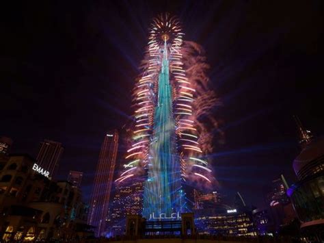 Burj Khalifa illuminates the Dubai sky with dazzling fireworks, ushering in the New Year 2024 ...