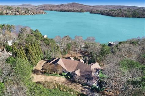 Badin Lake, NC Real Estate - Badin Lake Homes for Sale | realtor.com®