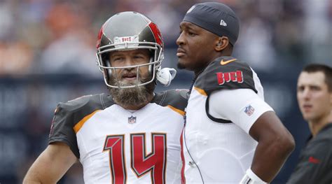 Buccaneers name Ryan Fitzpatrick starting QB over Jameis Winston ...