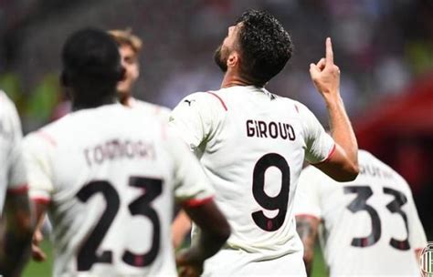 WATCH: Giroud scores immediately on his AC Milan debut - 1XCRICKET