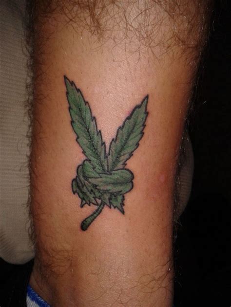 25 best Weed tattoos ️ images on Pinterest | Grass, Art drawings and ...