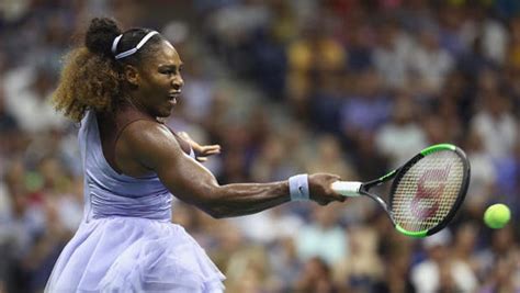 Inspirational new Nike ad features a young Serena Williams playing tennis - CBS News