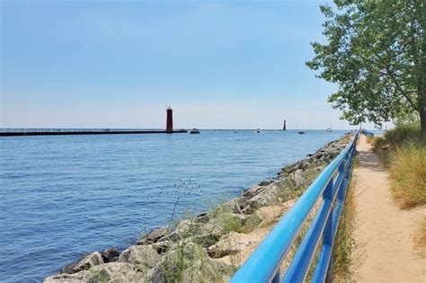 24 hours in Muskegon State Park: sunset, beach, dunes, lighthouse, camping ⚓ Michigan travel ...