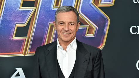 Disney CEO Bob Iger earns 1,000 times as much as a typical employee