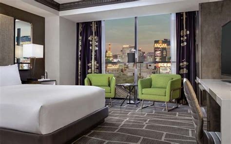 Luxor Rooms & Suites | Photos & Info | Las Vegas Hotels