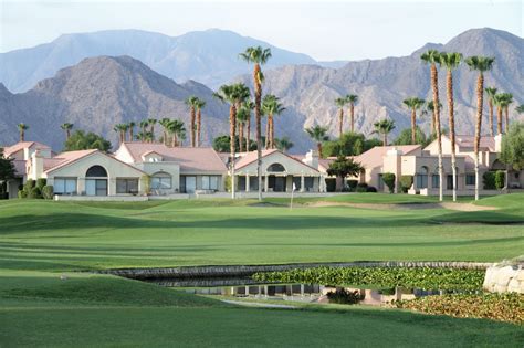 Palm Springs Golf Courses with a View | California Lifestyle Realty